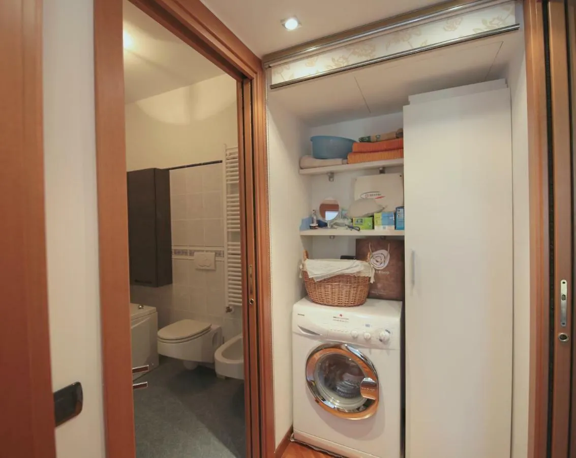 Orea Spiti - Charming Flat & Canal View Few Steps From Movida Милан Италия