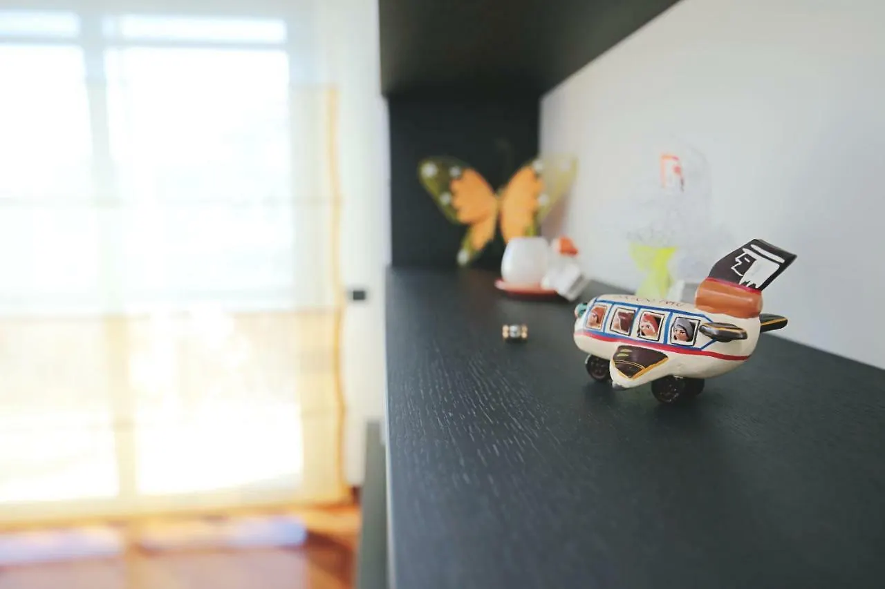 Orea Spiti - Charming Flat & Canal View Few Steps From Movida Милан