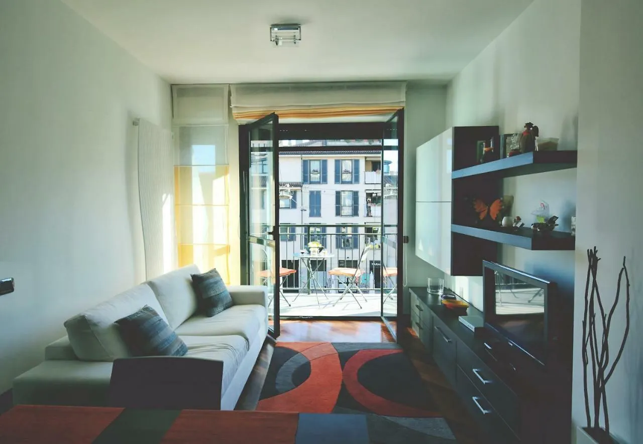 Orea Spiti - Charming Flat & Canal View Few Steps From Movida Milan