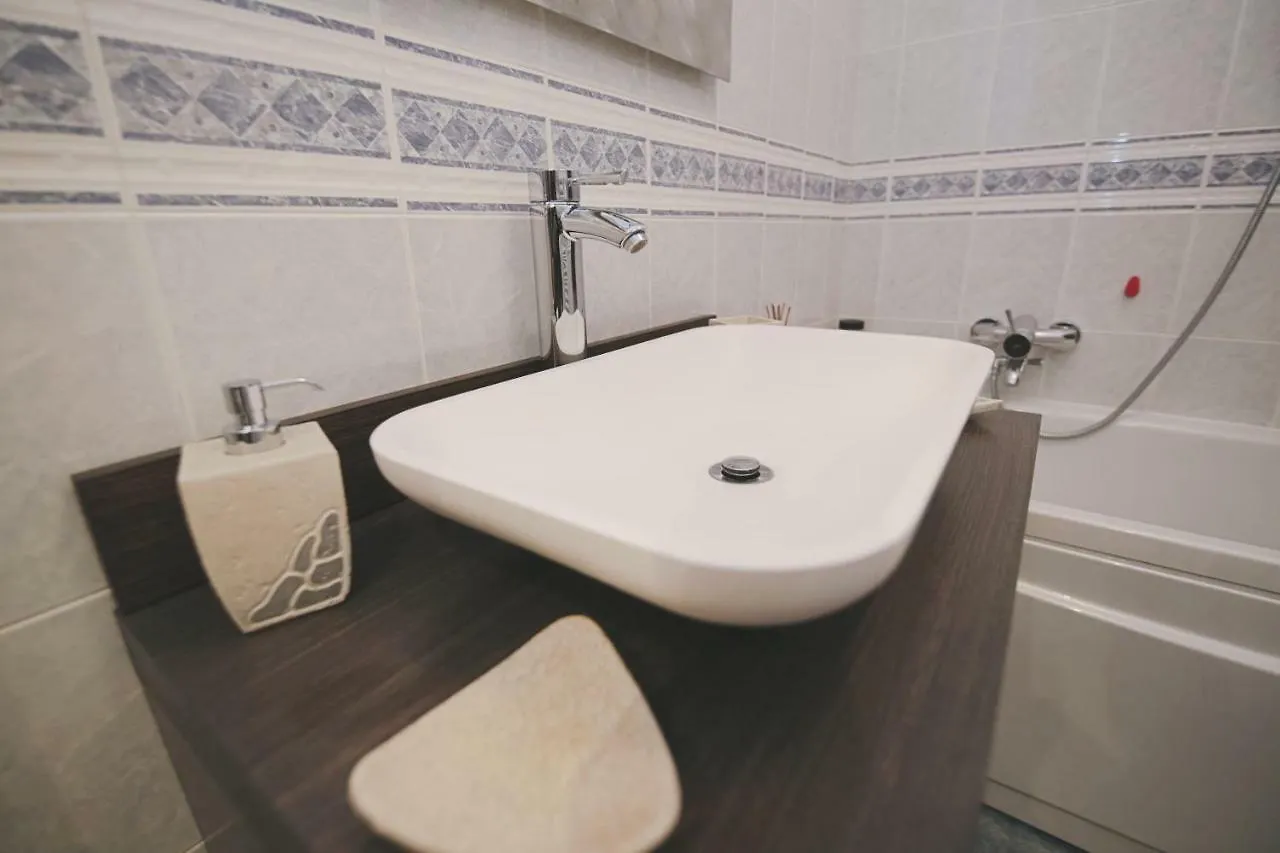 Orea Spiti - Charming Flat & Canal View Few Steps From Movida Milan Italy